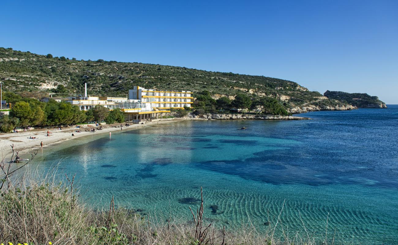 Photo of Cala Bernat II with bright fine sand surface