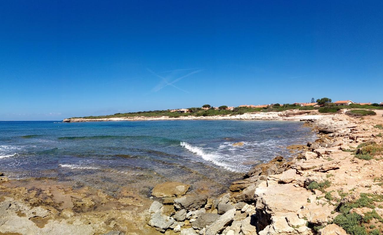 Photo of Spiaggia di Mandriola with bright sand & rocks surface