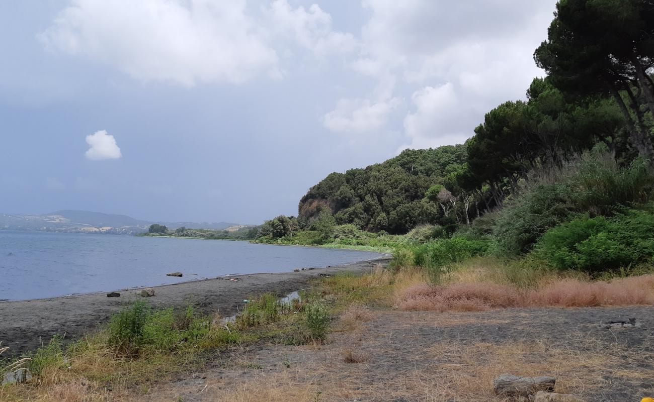 Photo of Beach Via del Sasso with brown sand surface