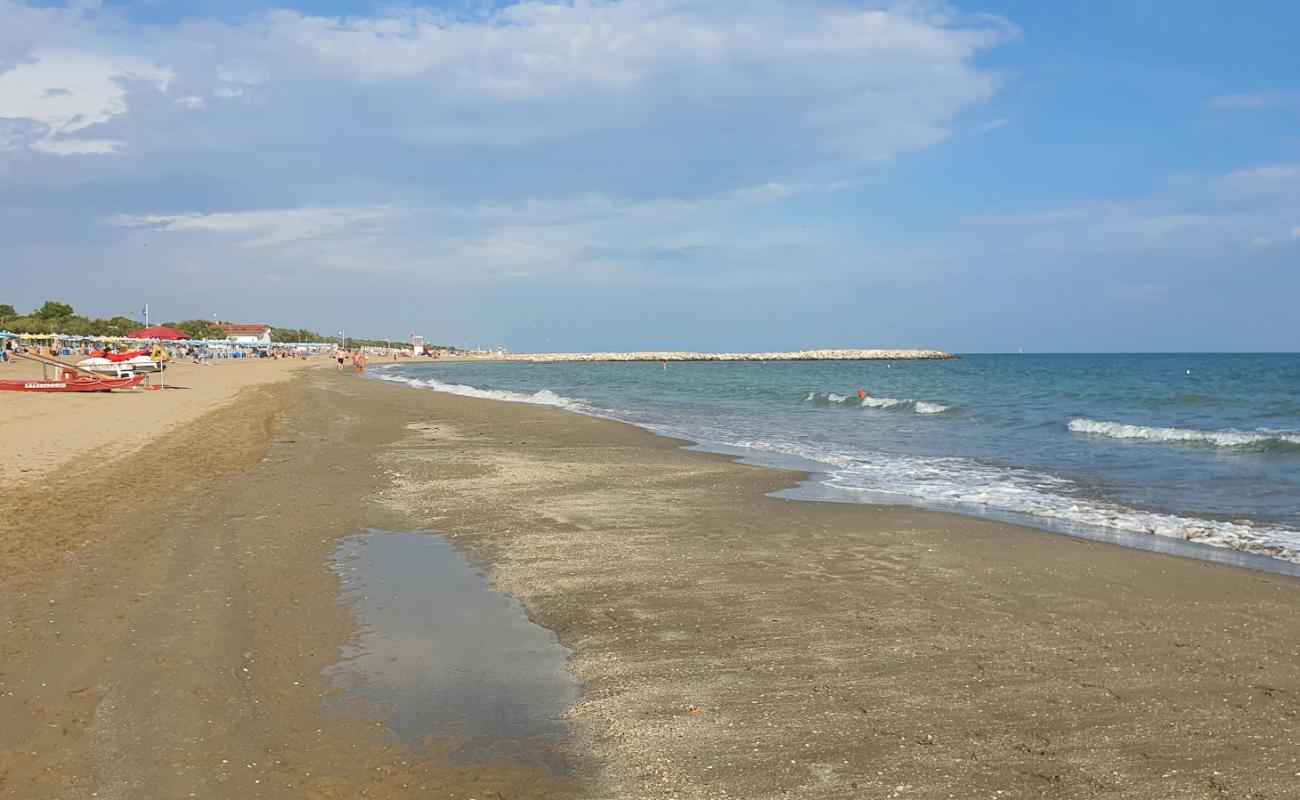 Photo of Spiaggia di Cavallino Treporti with bright sand surface