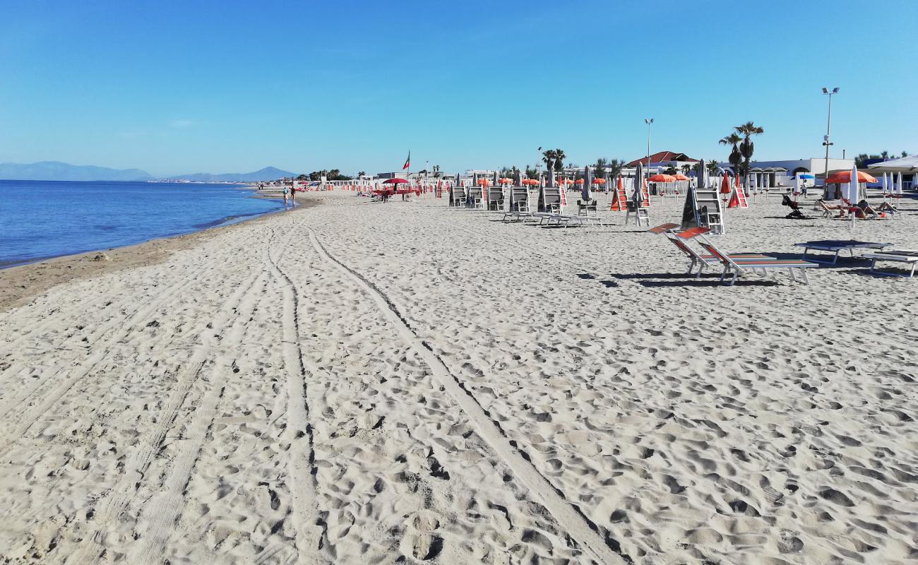 Photo of Kami Beach (Lido di Licola) with bright sand surface