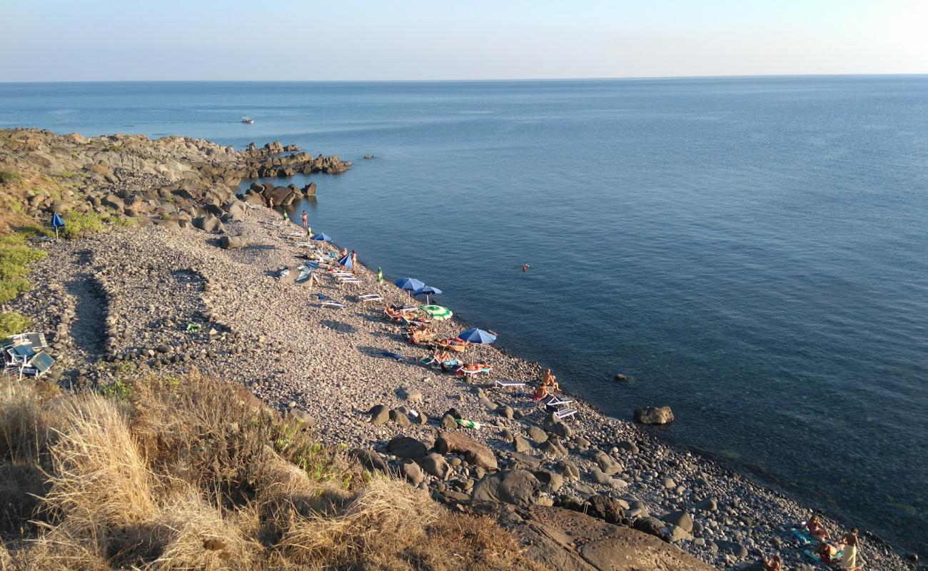 Photo of Spiaggia E Panorama, Le Punte with gray pebble surface