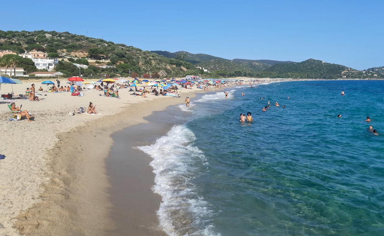 Photo of Spiaggia di Kal'e Moru with bright sand surface