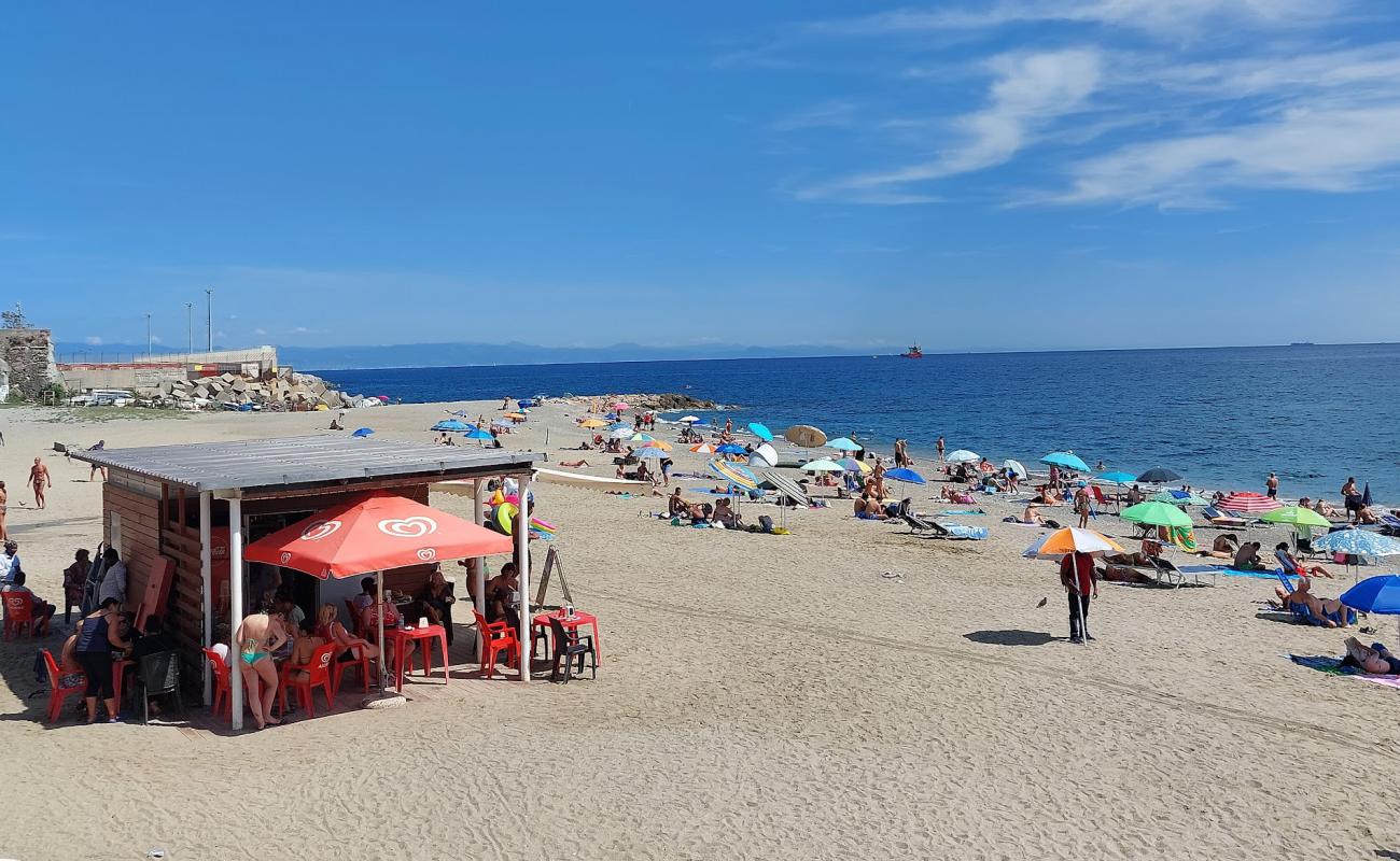 Photo of Spiaggia Libera del Prolungamento with bright sand surface