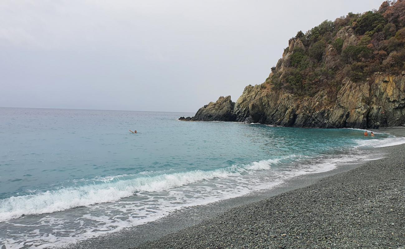 Photo of Spiaggia Arenon with gray fine pebble surface