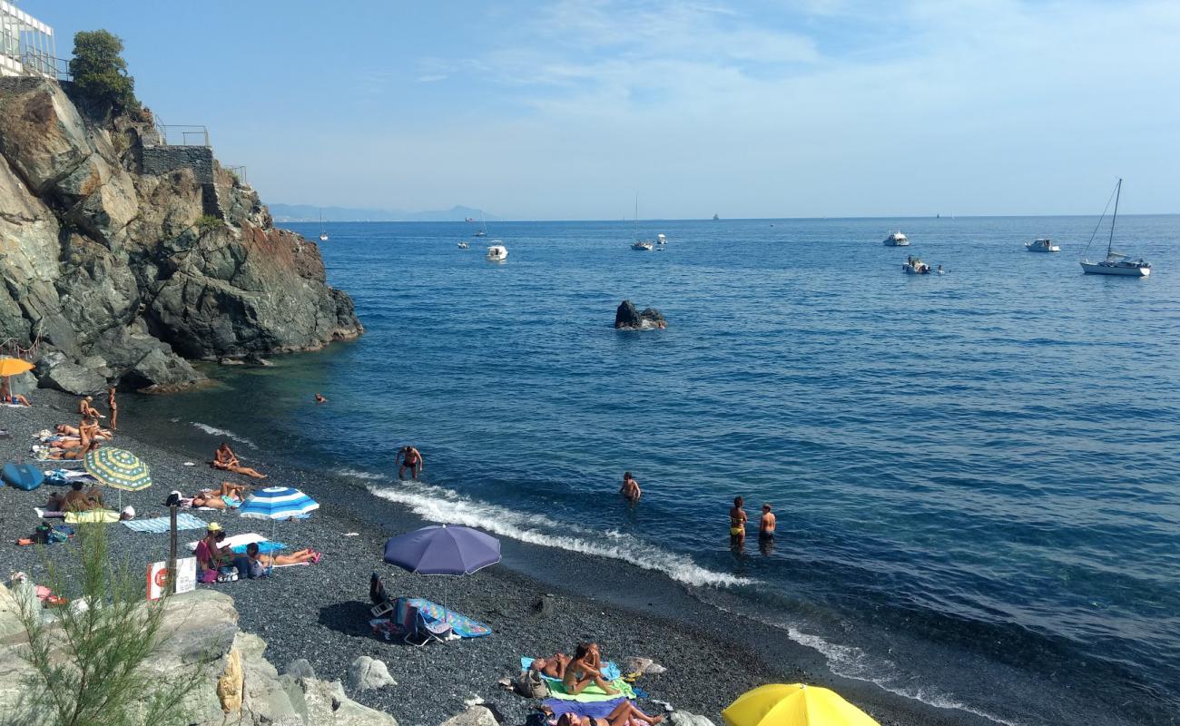 Photo of Spiaggia Azzurrodue with gray fine pebble surface