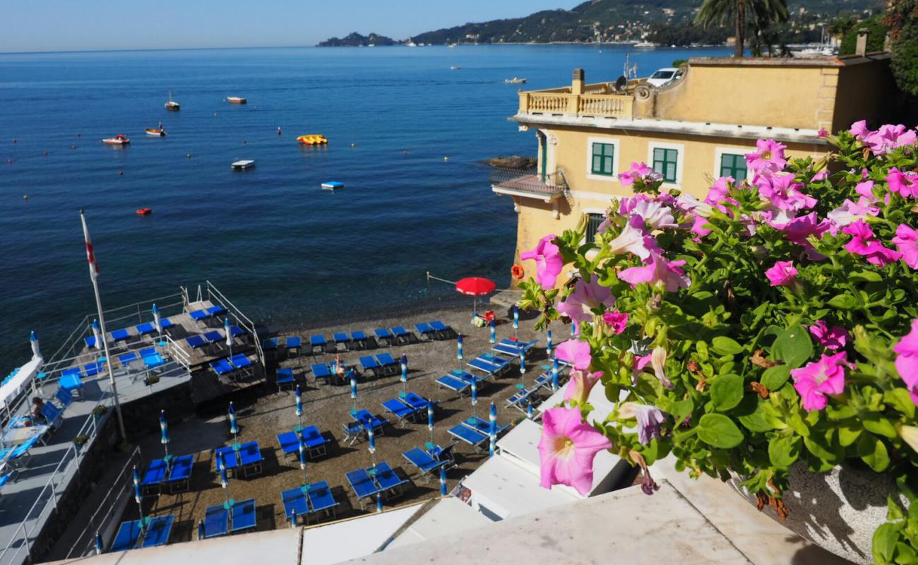 Photo of Bagni Baia Dei Sogni - Rapallo with gray fine pebble surface