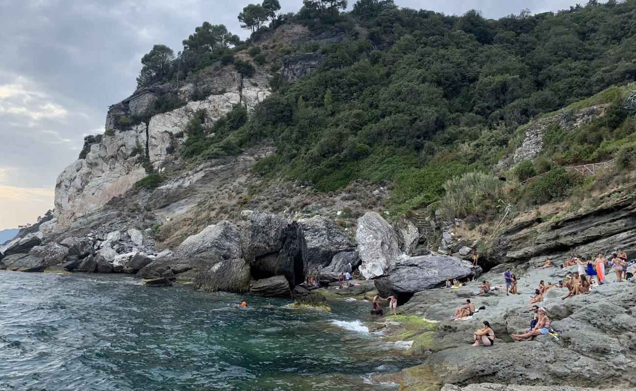 Photo of Falesia della Punta Bianca with rocks cover surface