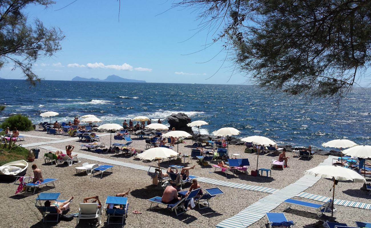 Photo of Spiaggia di Punta Quattroventi with light fine pebble surface