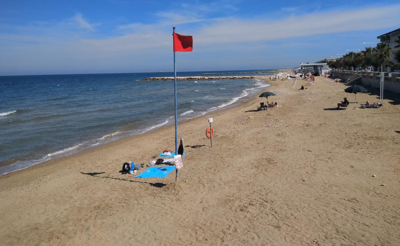 Photo of Spiaggia di Casalbordino with bright sand surface