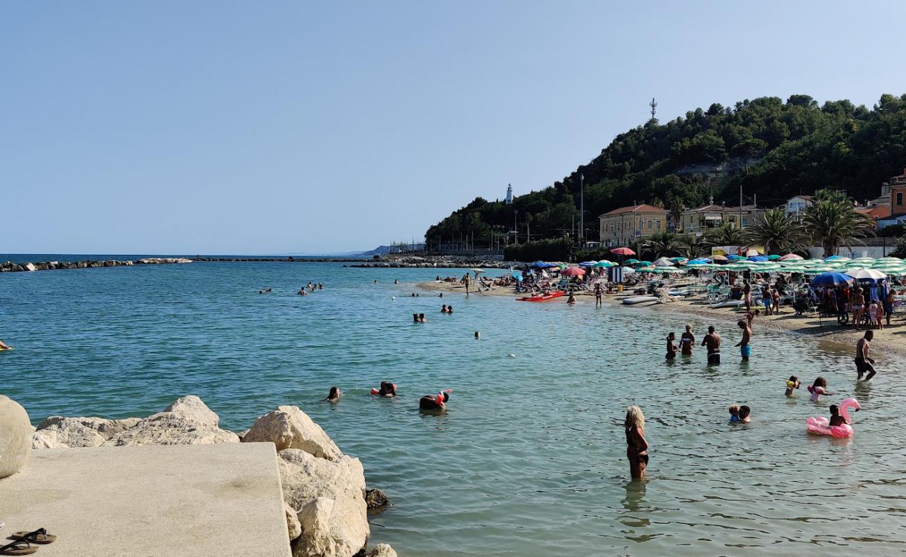 Photo of Spiaggia dei Pedaso with bright sand surface