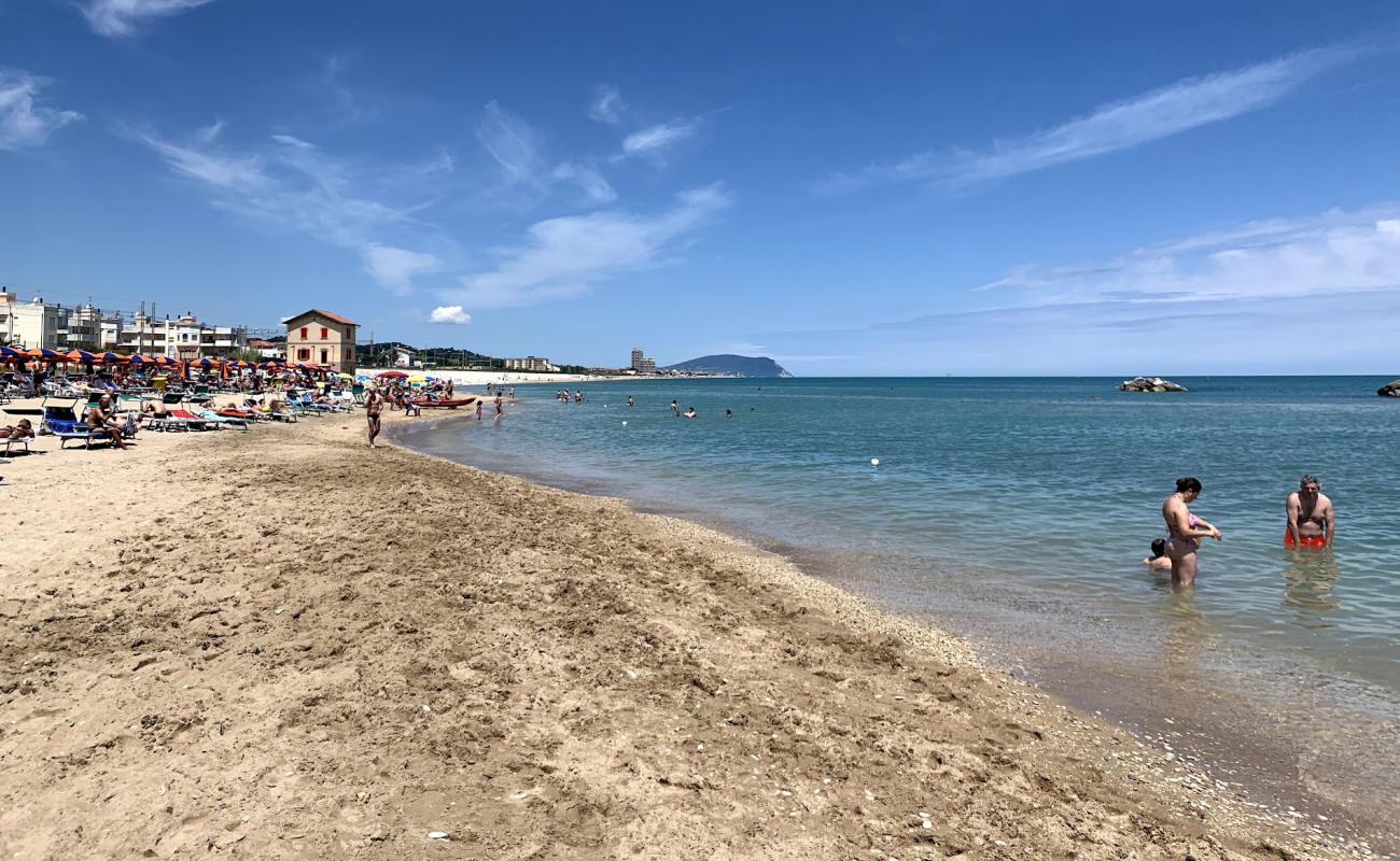 Photo of Lido Stabilimento Balneare Santina with bright sand surface