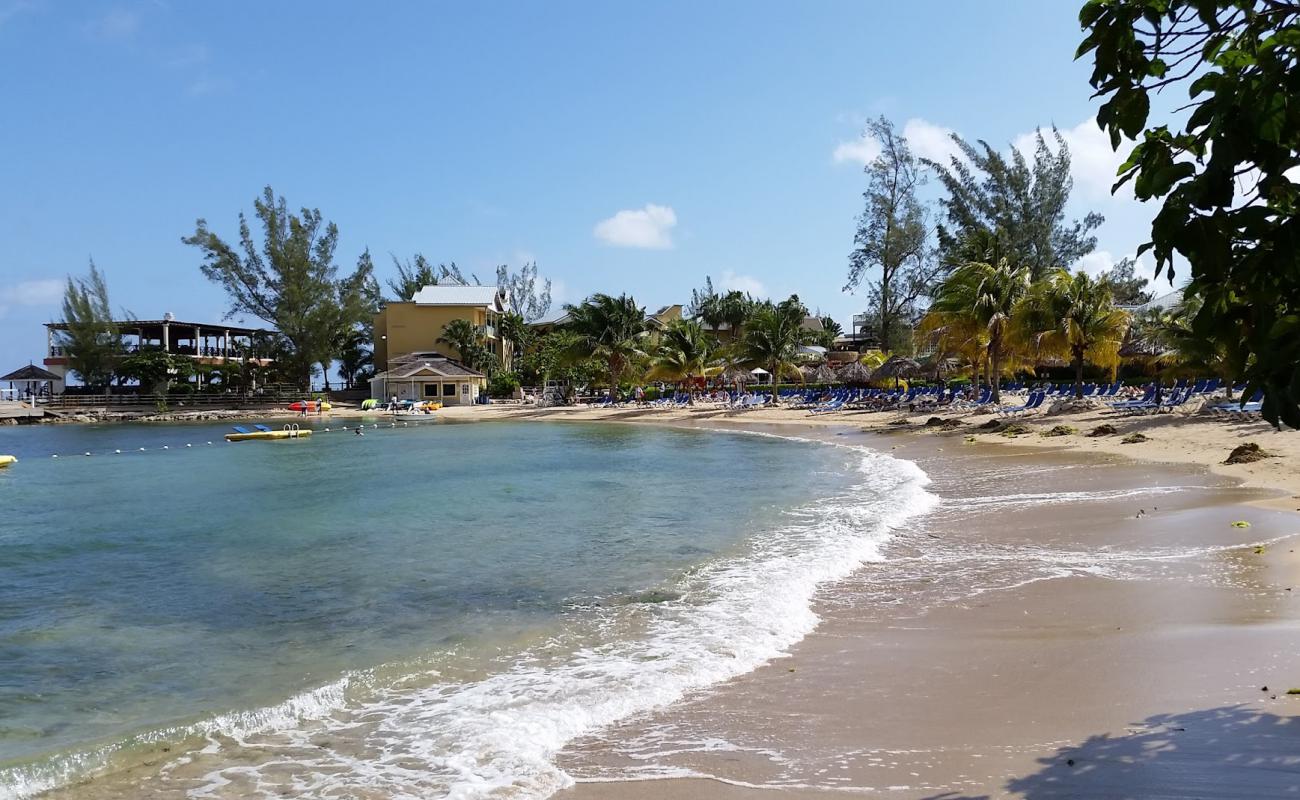 Photo of Jewel Paradise Cove Beach with bright sand surface