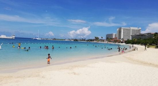 Ocho Rios Bay Beach