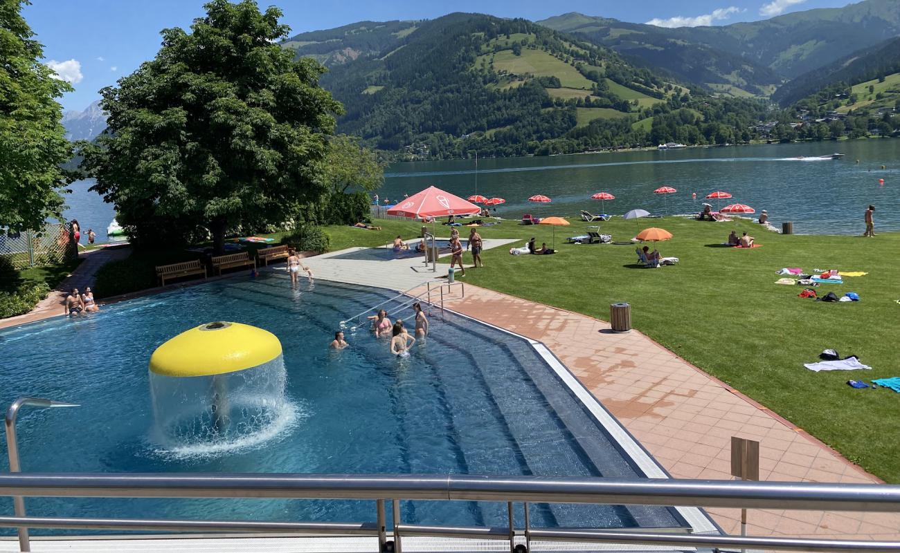 Photo of Strandbad Zell am See with grass surface