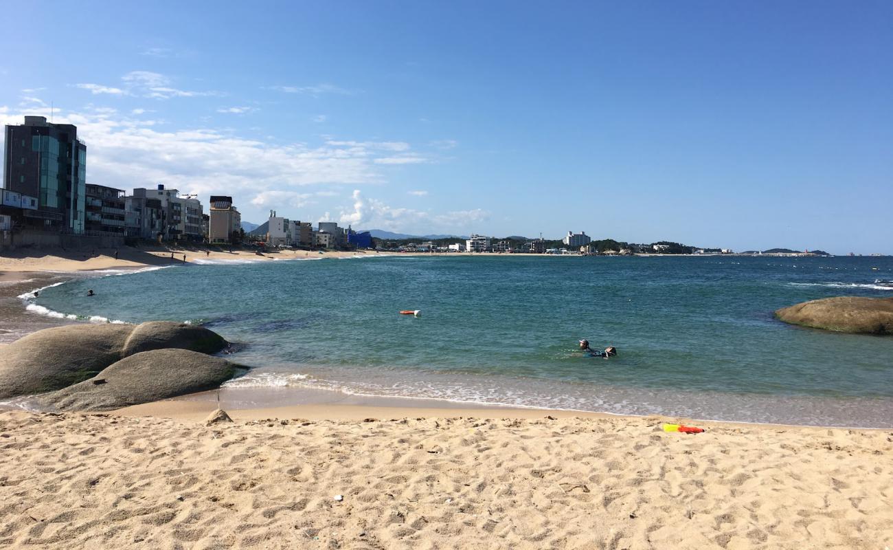 Photo of Bongpo Beach with bright sand surface