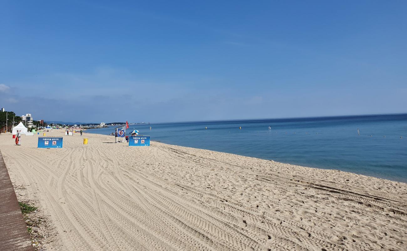 Photo of Gyeongpo Beach with bright sand surface