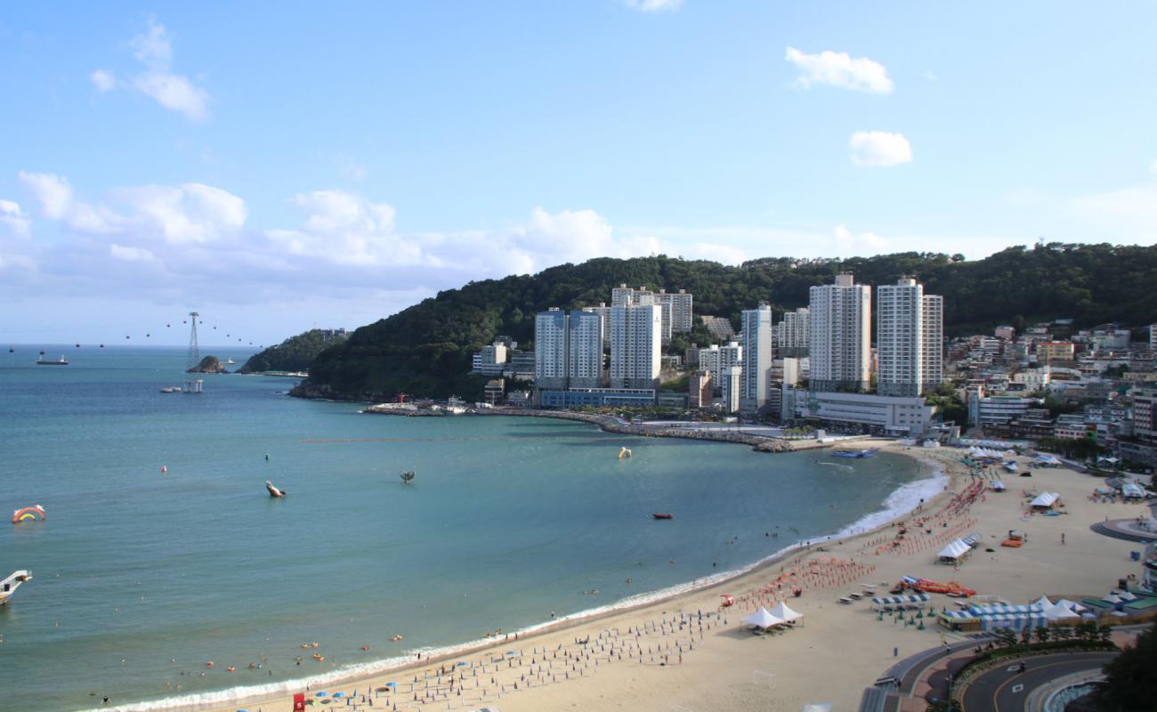 Photo of Songdo Beach with bright sand surface