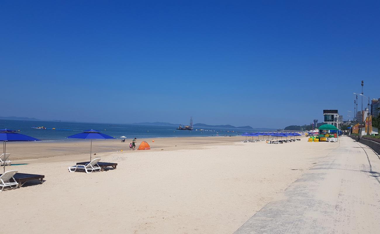 Photo of Daecheon Beach with bright sand surface