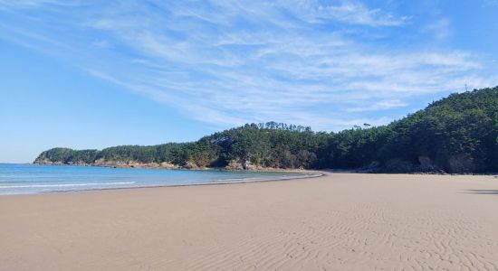 Cloudpo Beach