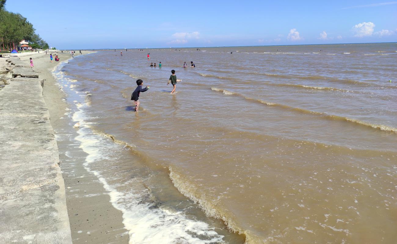 Photo of Bagan Lalang Sepang Beach with bright sand surface