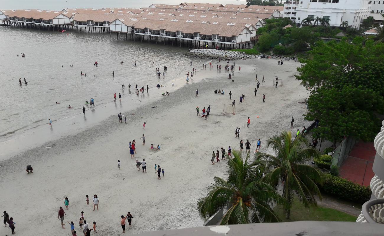 Photo of Tanjung Beach with bright sand surface