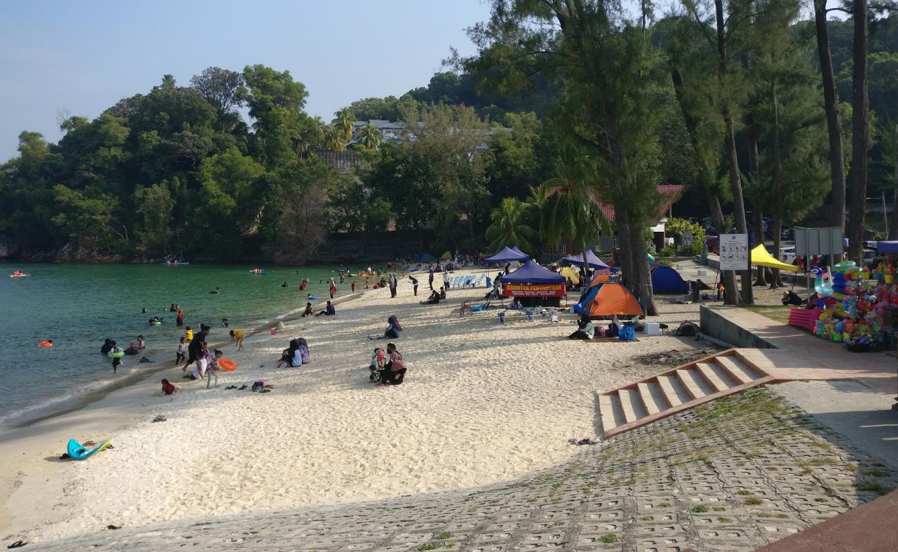 Photo of Blue Lagoon Beach with gray sand surface