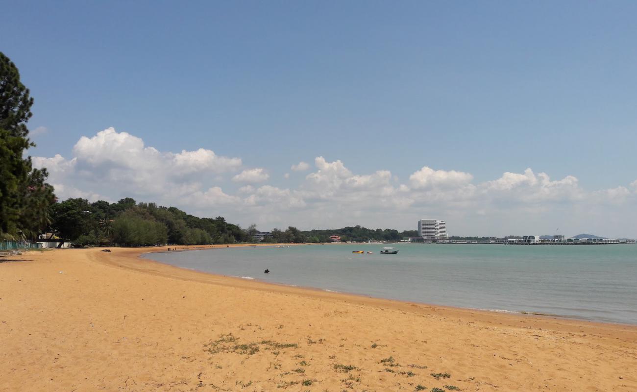 Photo of Cermin Beach with bright sand surface