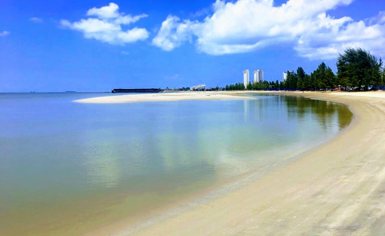 Photo of Klebang Beach with bright sand surface