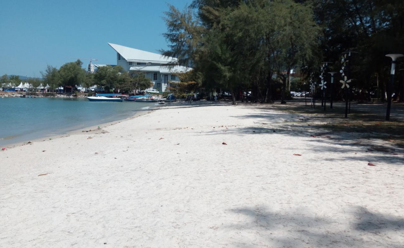 Photo of Lagenda Beach with bright sand surface