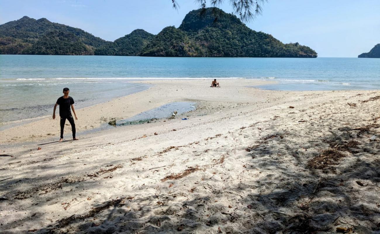 Photo of Selat Pancur Beach with bright sand surface