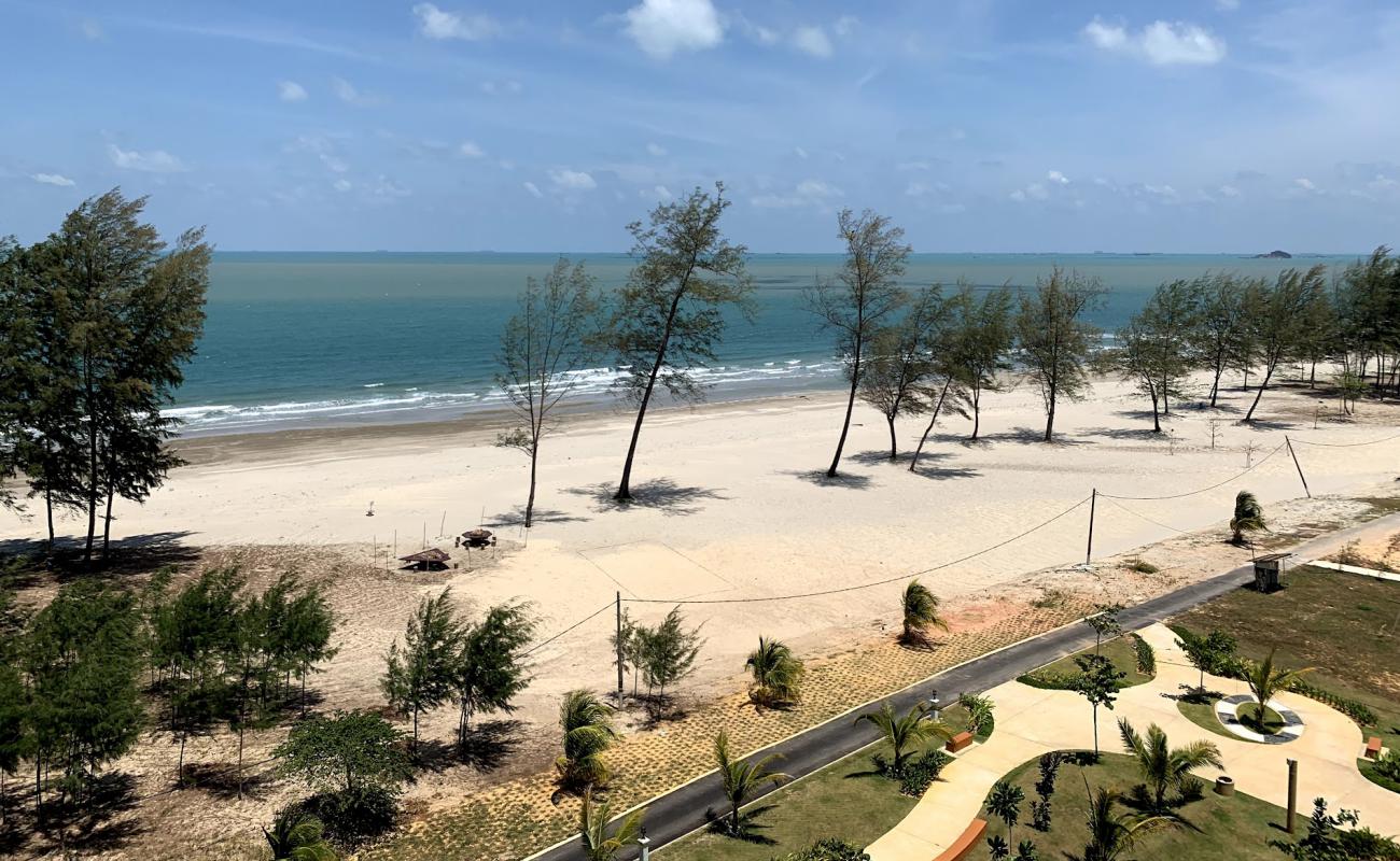 Photo of Arked Punggai Beach with bright sand surface