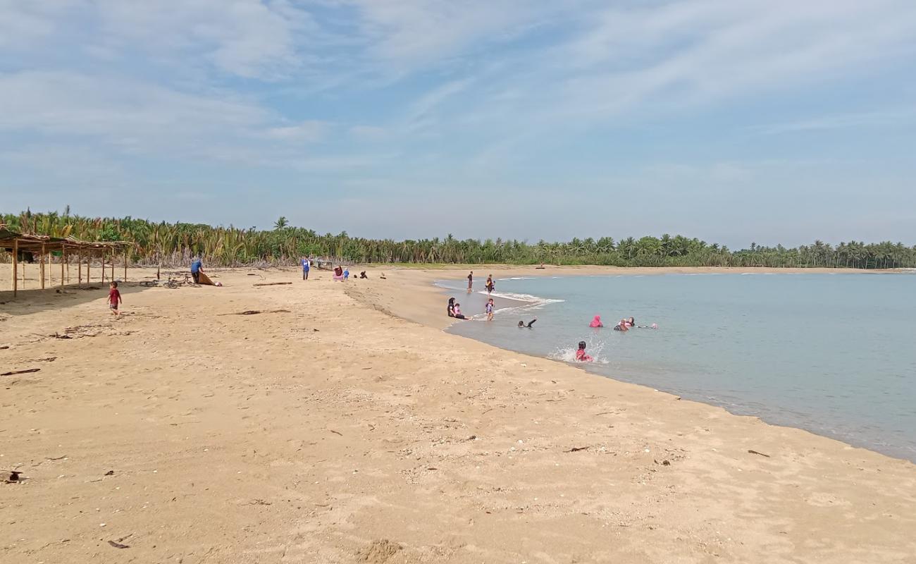 Photo of Nusuk Beach with bright sand surface