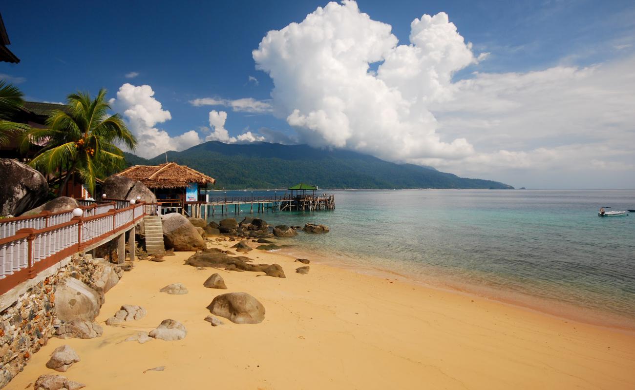 Photo of ABC Chalet beach with bright sand surface