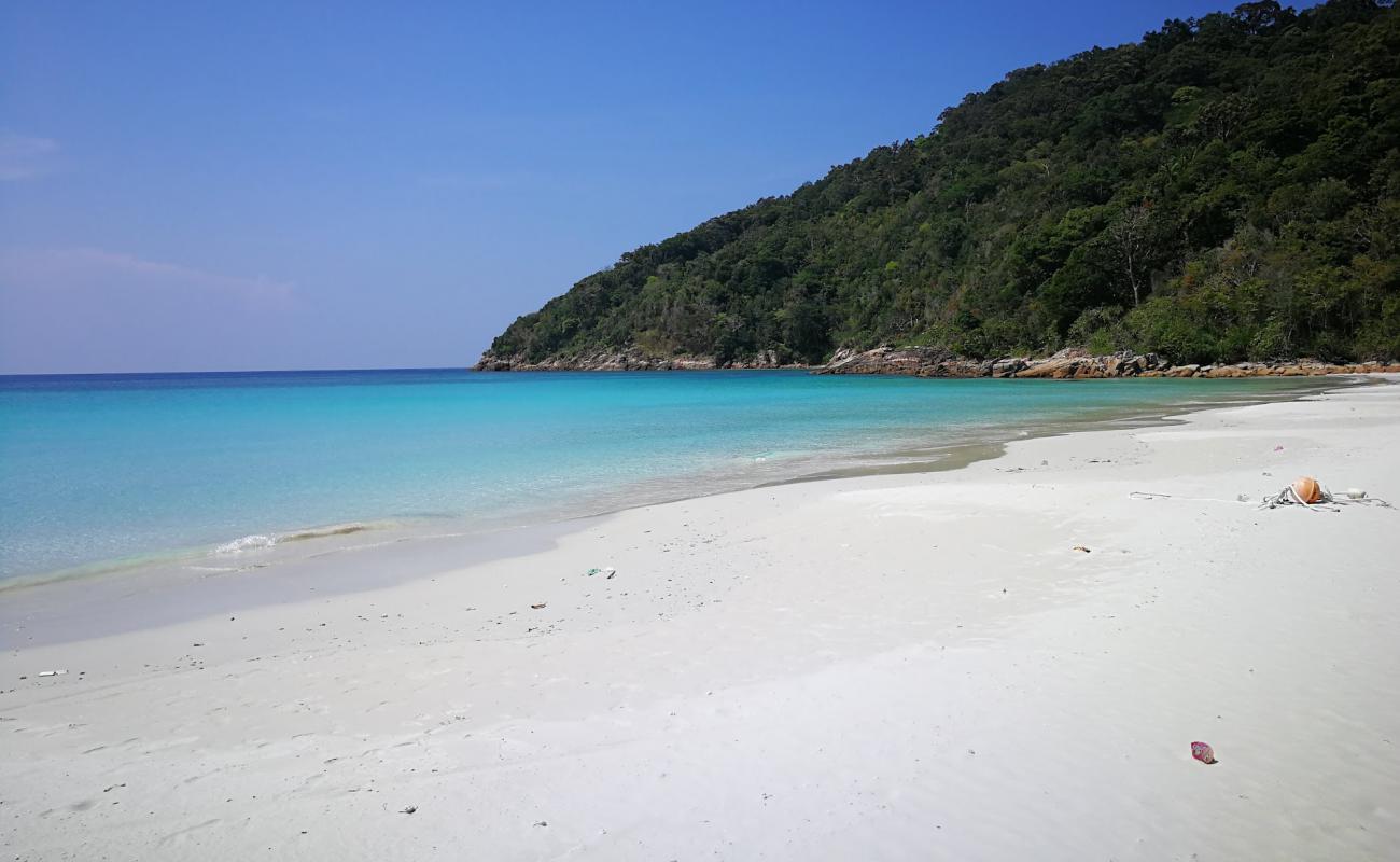 Photo of Taaras Beach with white sand surface