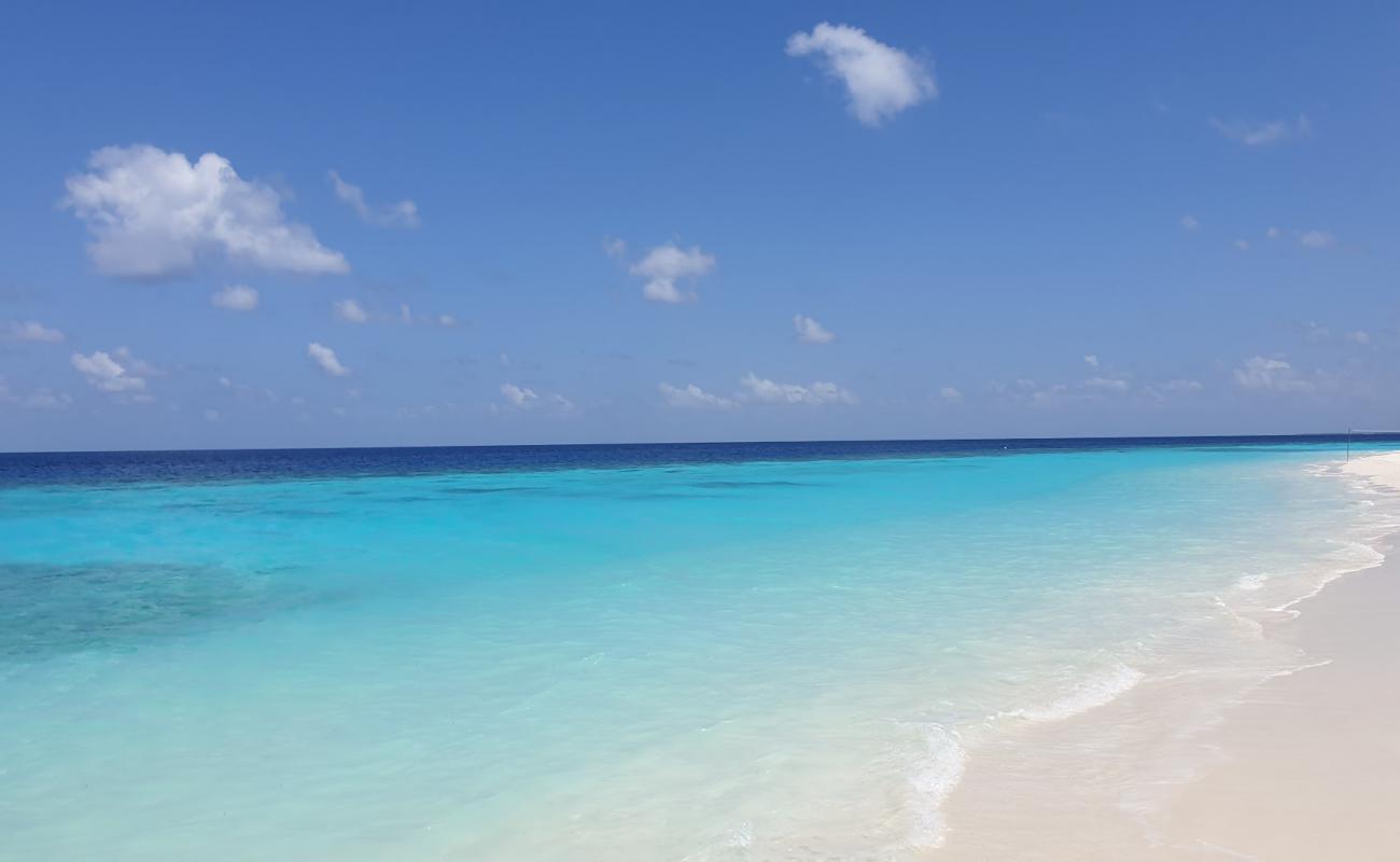 Photo of Kautihulhudhoo Beach with white fine sand surface