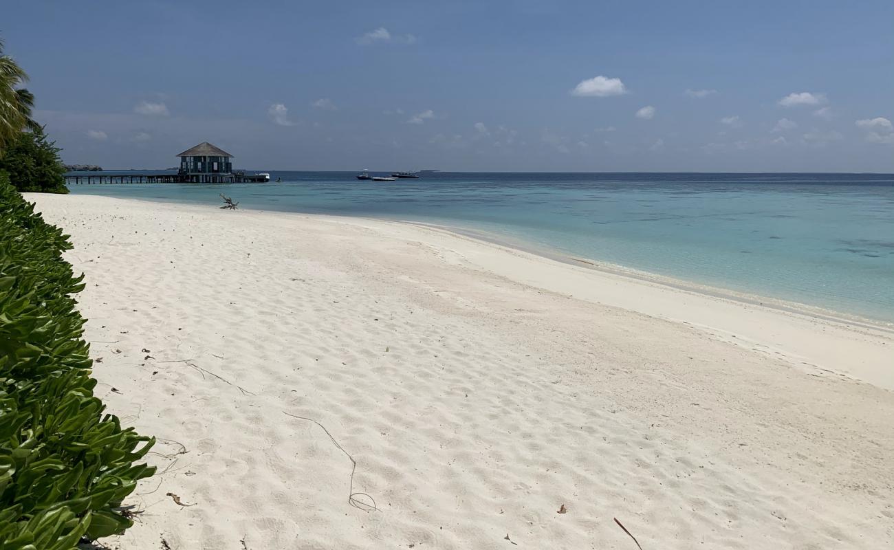 Photo of Meradhoo Beach with white sand surface