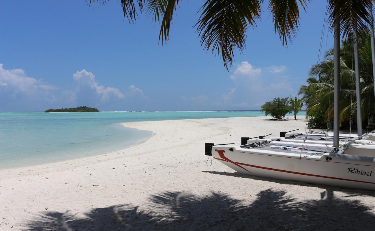 Photo of Rihiveli Beach with white fine sand surface