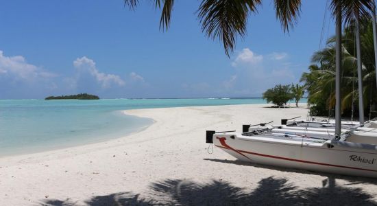 Rihiveli Beach