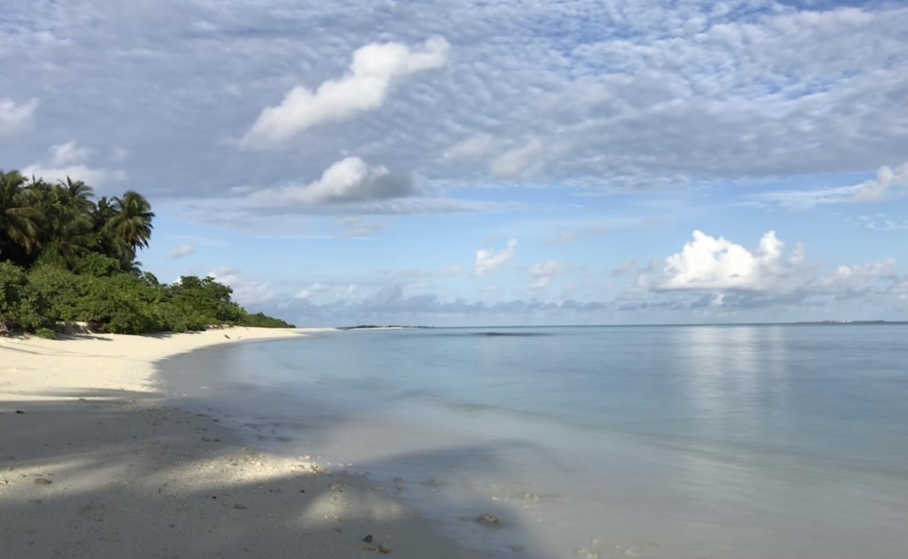 Photo of Fenfushee Island with white sand surface