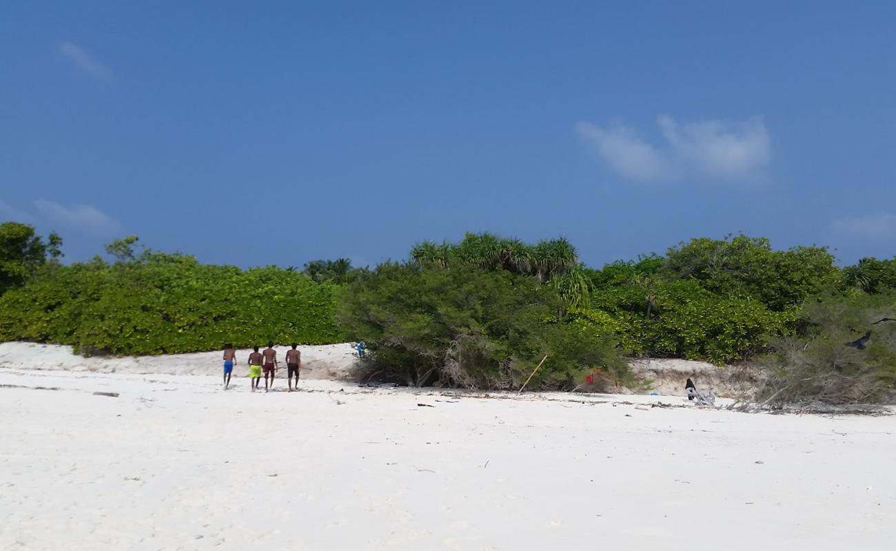 Photo of Hulhudhoo Beach with white sand surface