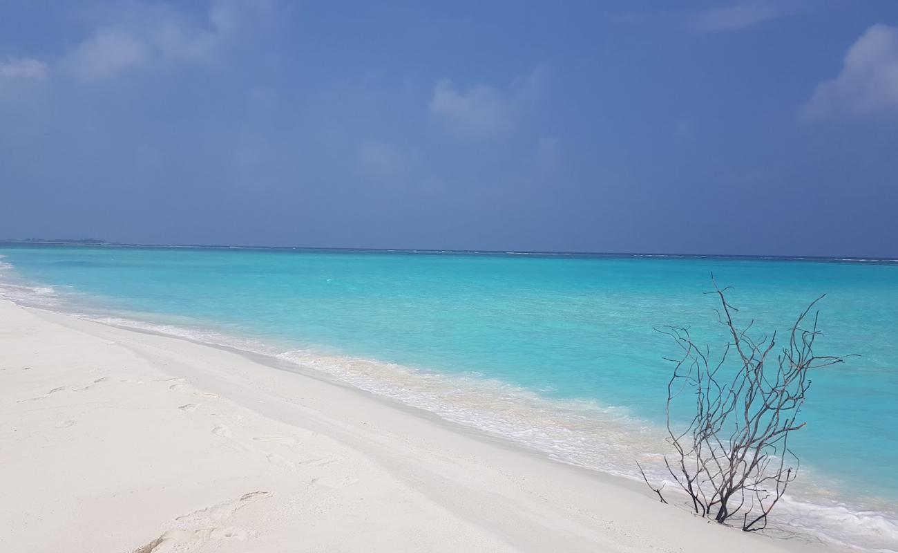 Photo of Huraagandu Island Beach with white sand surface