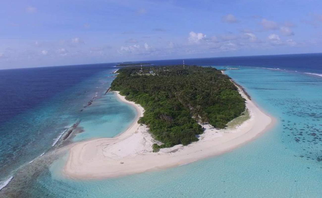 Photo of Thundi Island Beach with bright sand surface