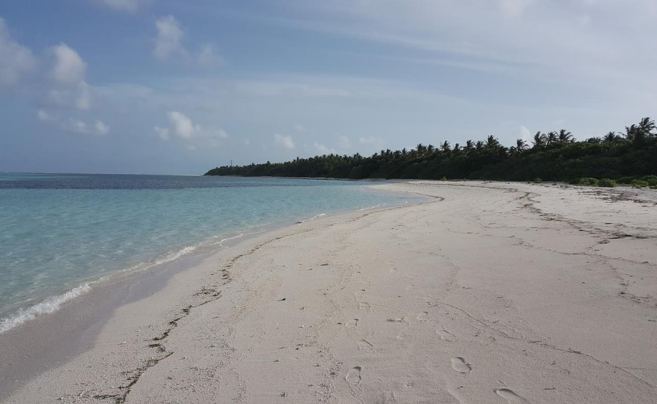 Photo of Dhekunu Thundi Beach with light fine pebble surface