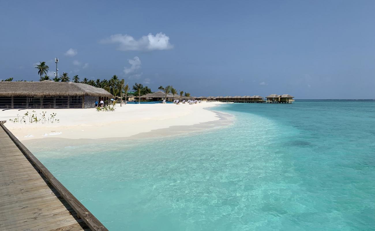 Photo of Uthurumaafaru Beach with white fine sand surface