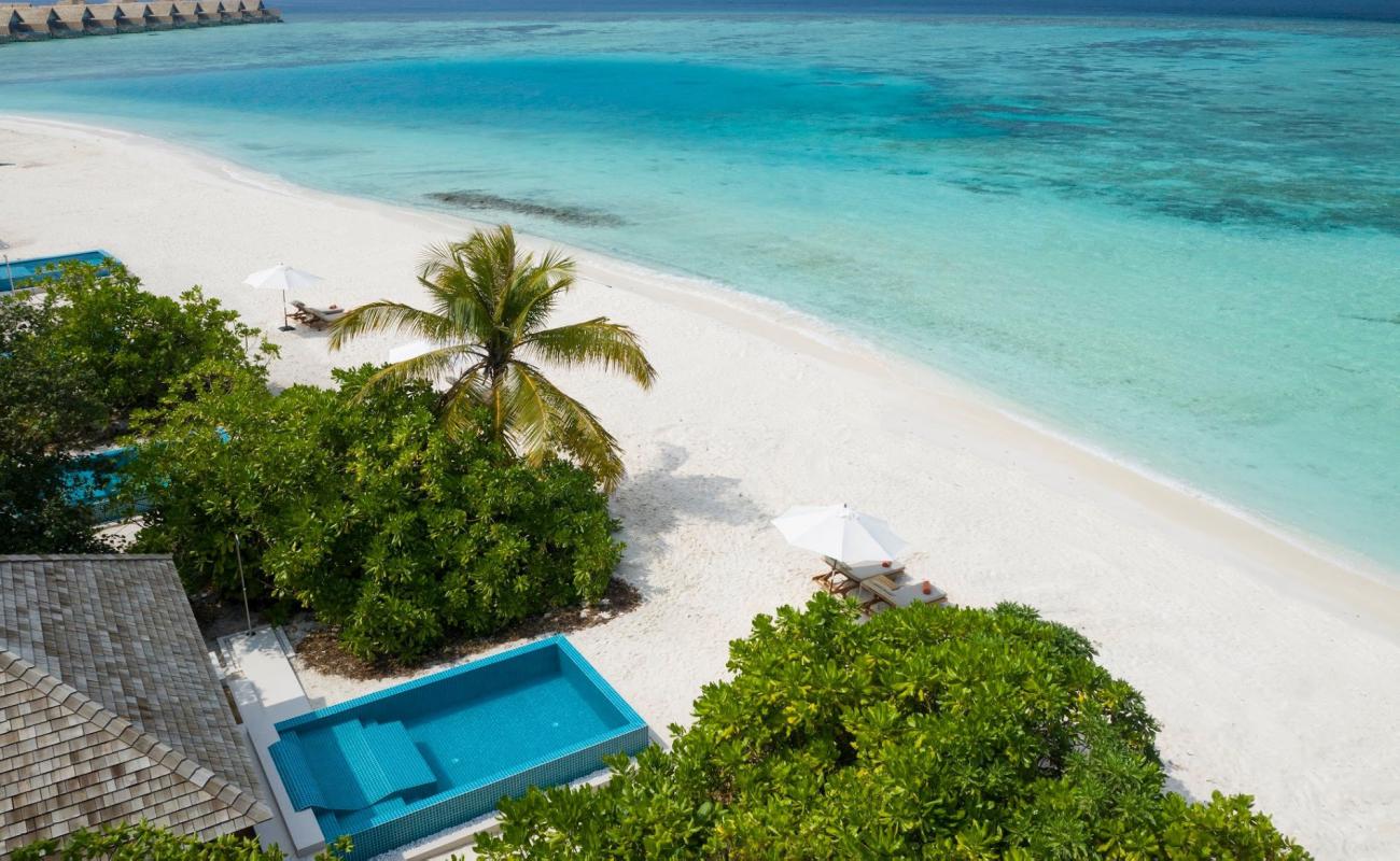 Photo of Faarufushi Resort island with white sand surface