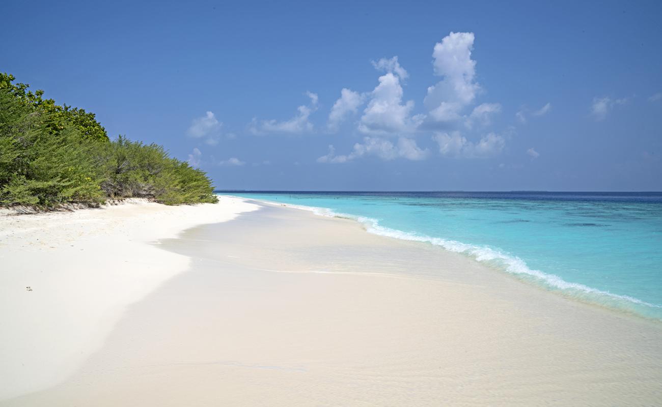 Photo of Hulhumeedhoo Beach with white sand surface