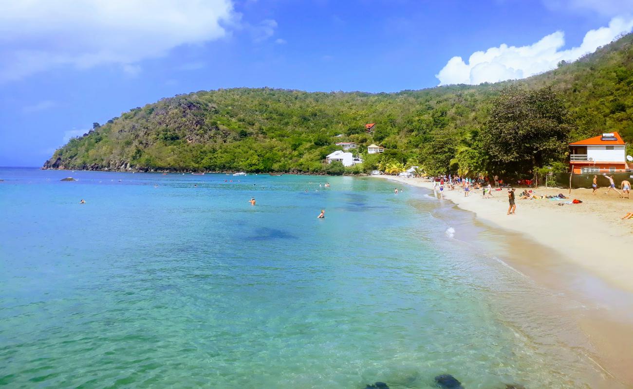 Photo of Plage du Bourg with bright fine sand surface