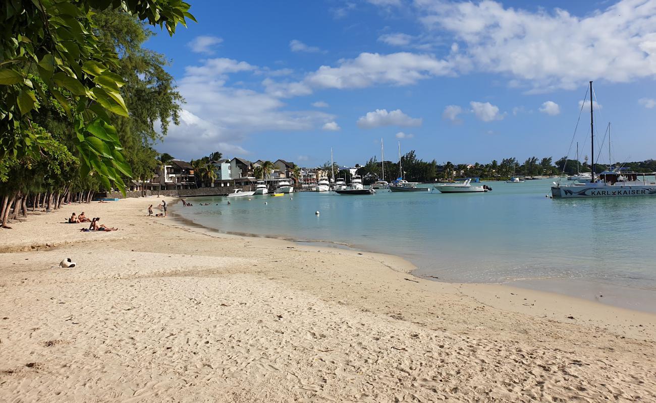 Photo of Grand Baie Beach with bright sand surface