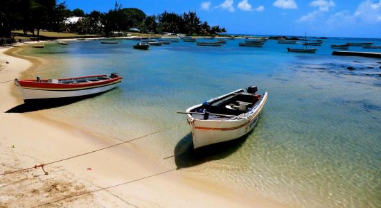 Anse La Raie Beach